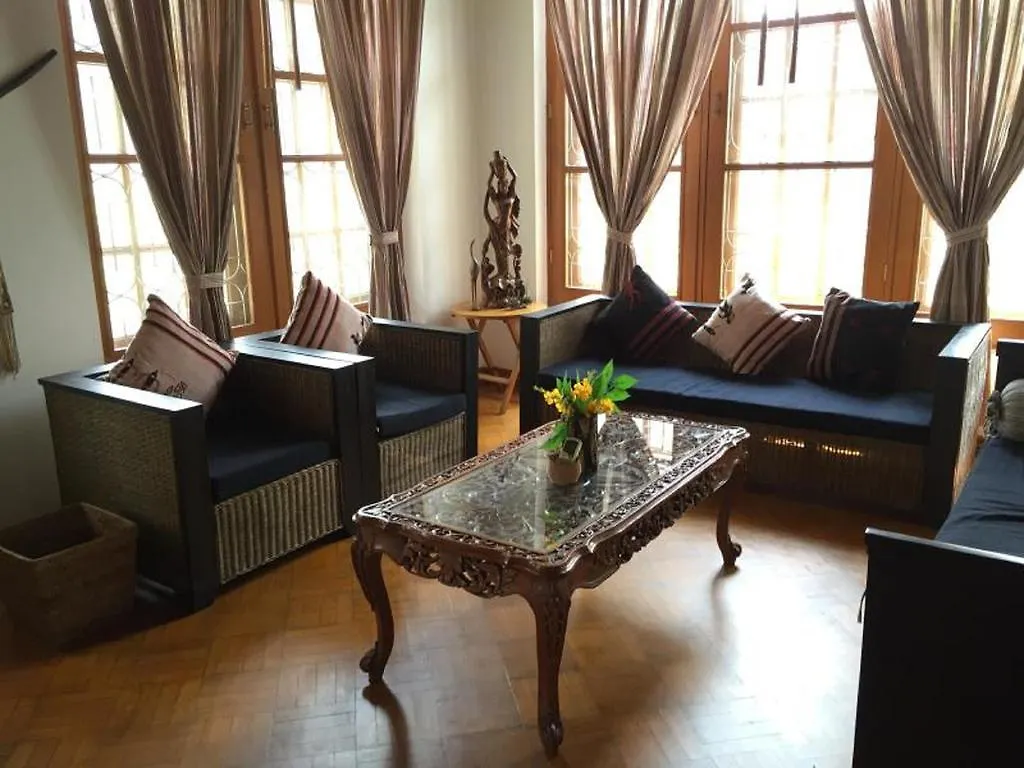 Classique Inn Rangoon Bed & Breakfast